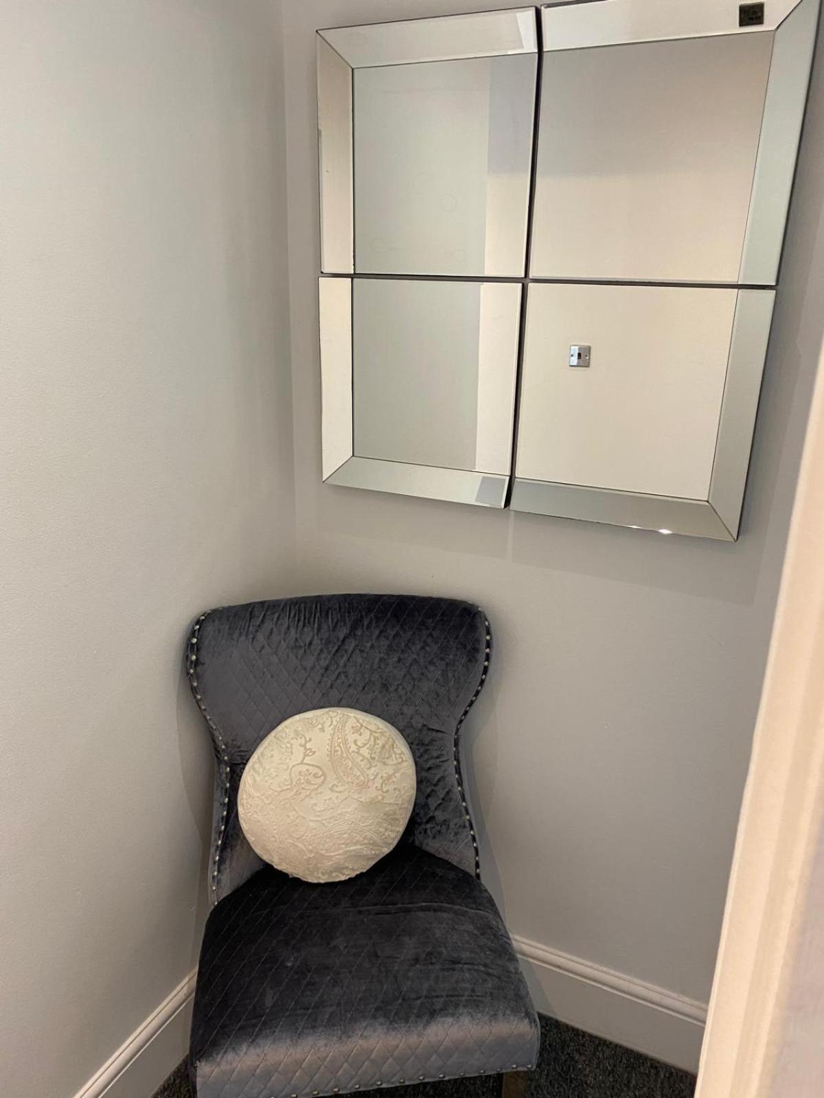 Meadow View Flat 1 Daire Hurst Dış mekan fotoğraf