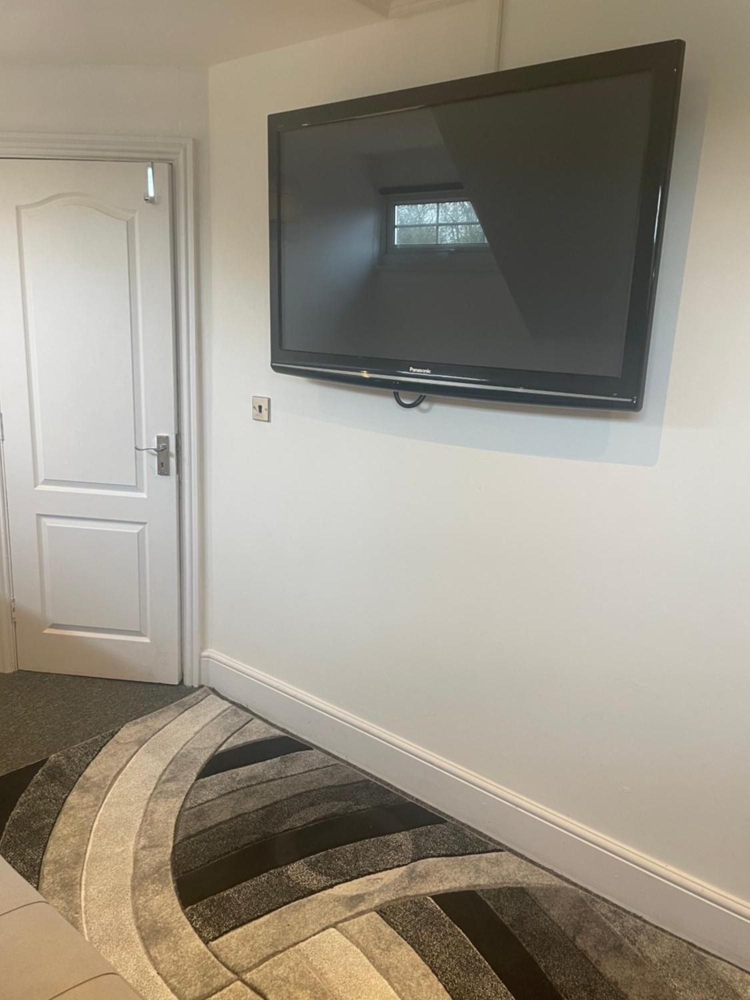 Meadow View Flat 1 Daire Hurst Dış mekan fotoğraf